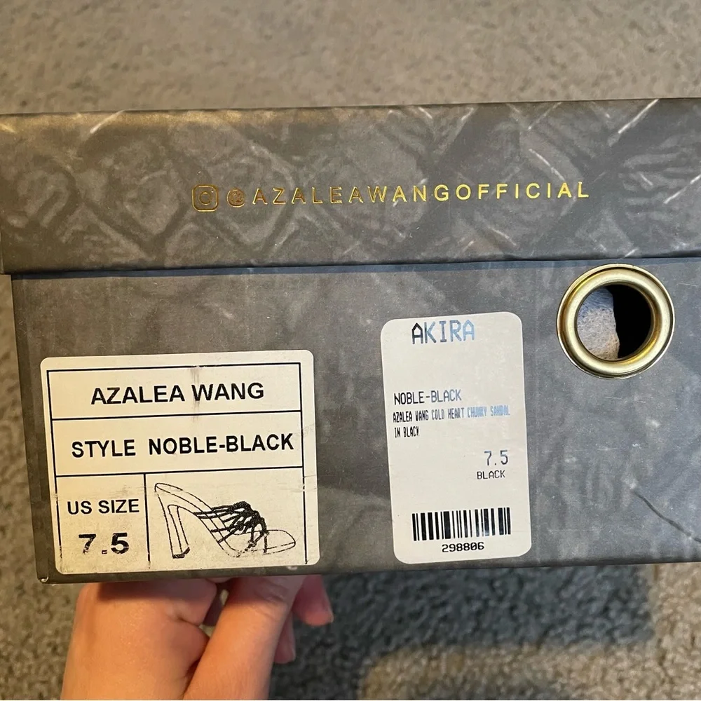 NWT Square Toe Heels in 7.5 - Picture 2 of 10